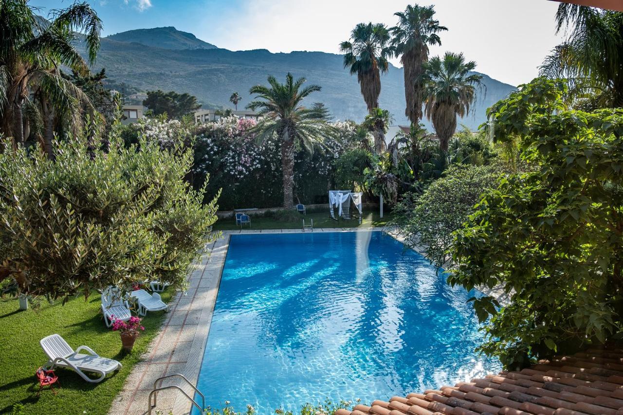 Villa Megna - Green Paradise B&B ปาแลร์โม ภายนอก รูปภาพ