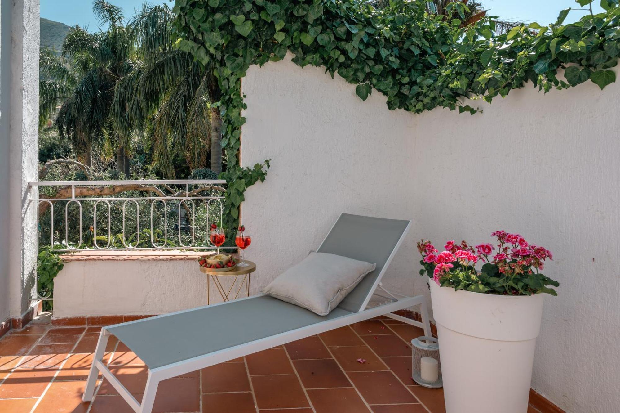 Villa Megna - Green Paradise B&B ปาแลร์โม ภายนอก รูปภาพ