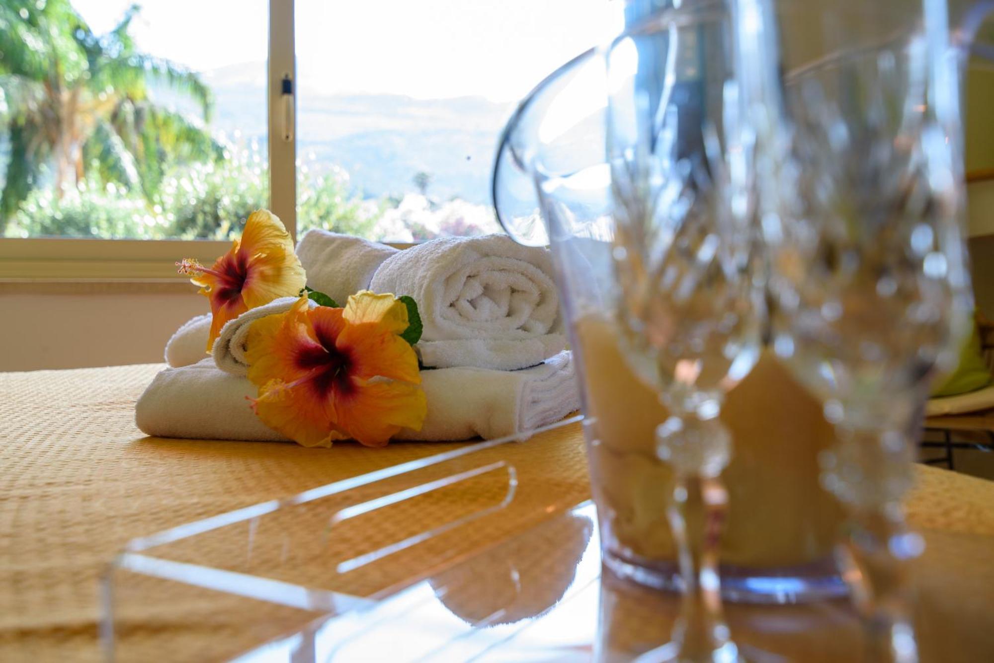 Villa Megna - Green Paradise B&B ปาแลร์โม ภายนอก รูปภาพ